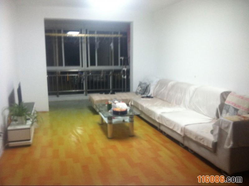 世纪华庭 学区房 4房2厅2卫  送车库